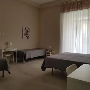 La Sapienza Napels